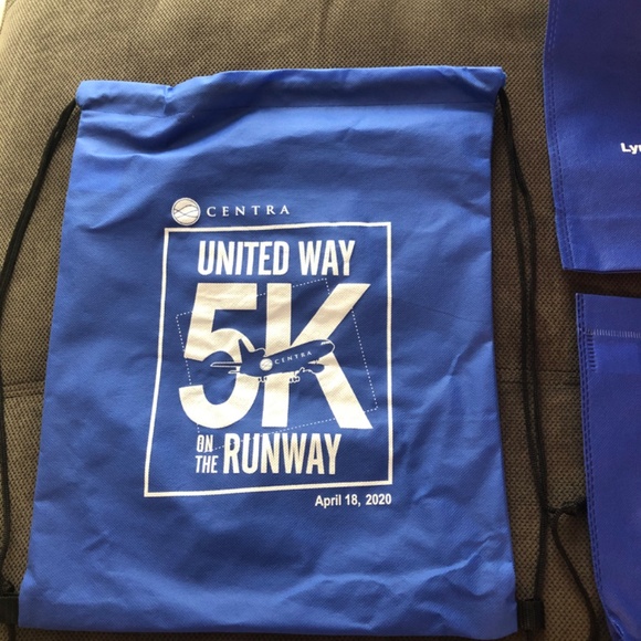 5K On The Runway Drawstring Bookbag & 2 Reuseable Lynchburg Airport Bags - Picture 3 of 4